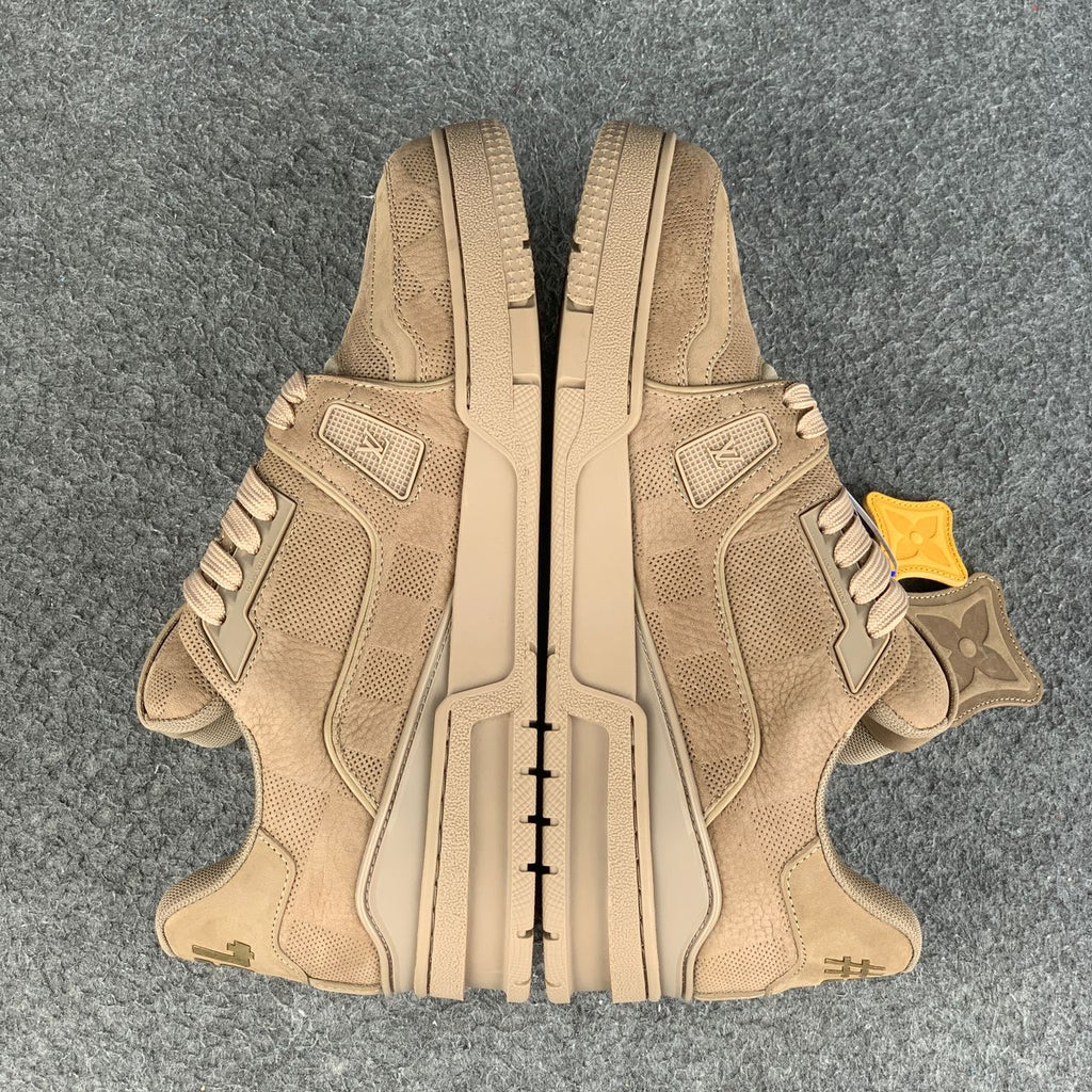 LV Trainer 'Taupe'