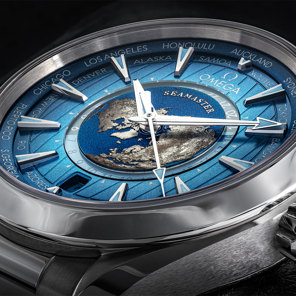 Seamaster Aqua Terra 150M GMT Worldtimer 43mm - Blue on Bracelet